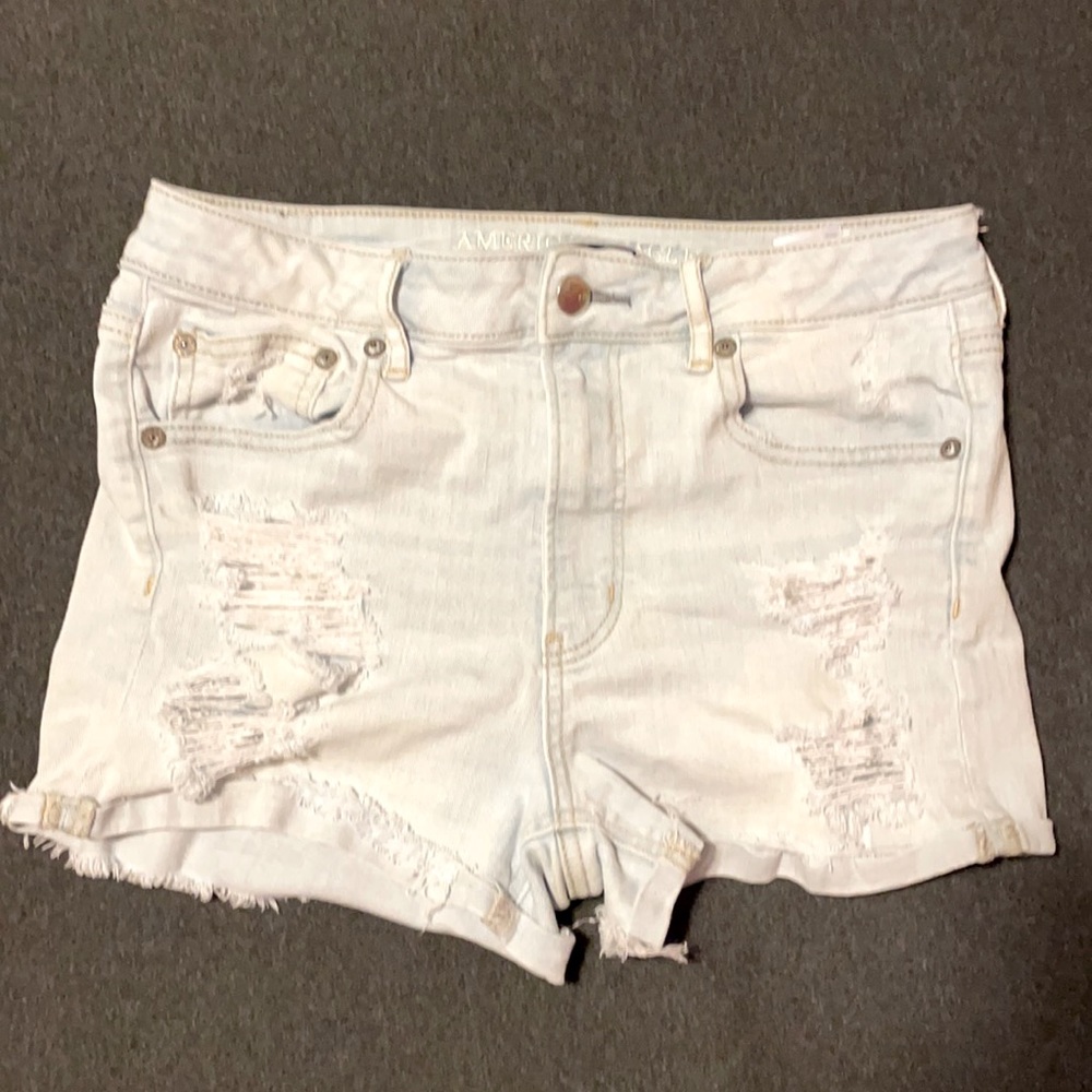 American eagle distressed high waisted shorts